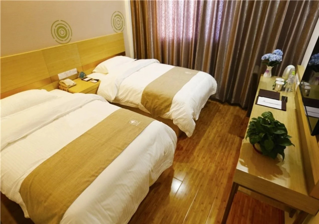 GreenTree Inn Beijing Chaoyang District Maquanying Subway Station Express Hotel