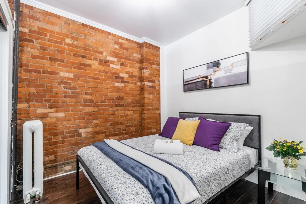 1BR - Boutique Apt With Netflix - Prime Location