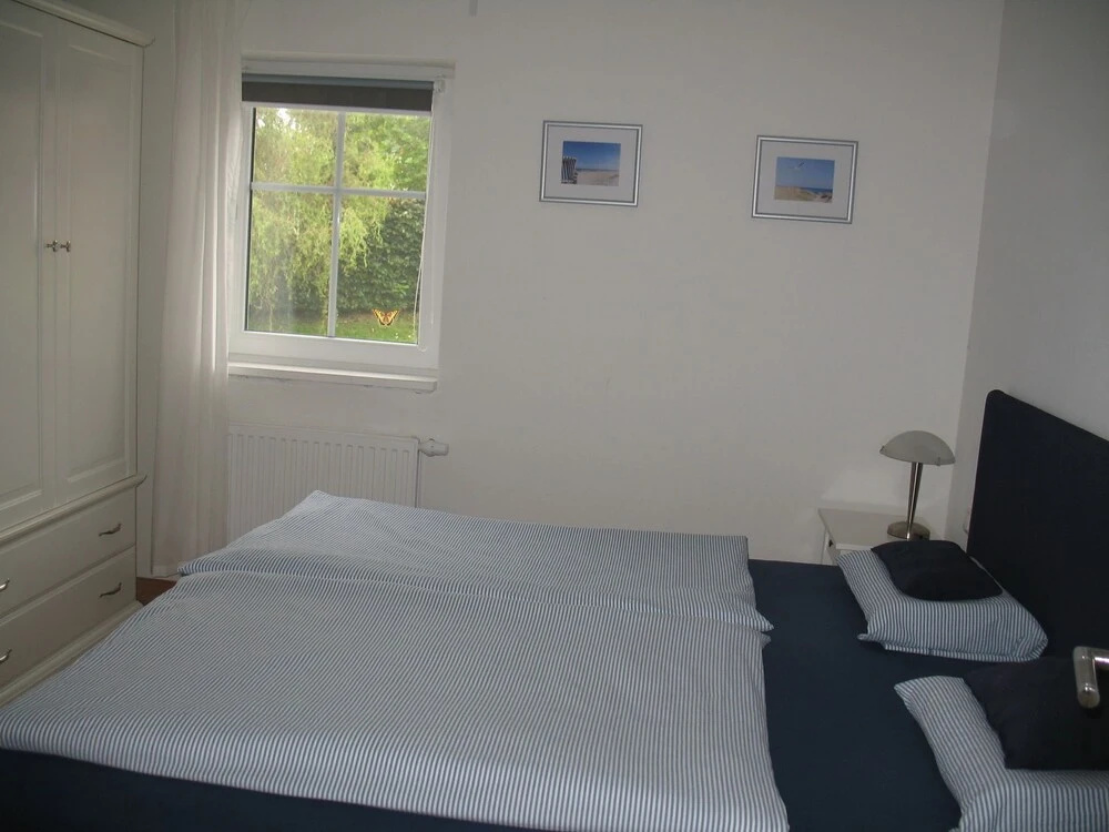 Tranquil Bungalow in Neuburg near the Sea