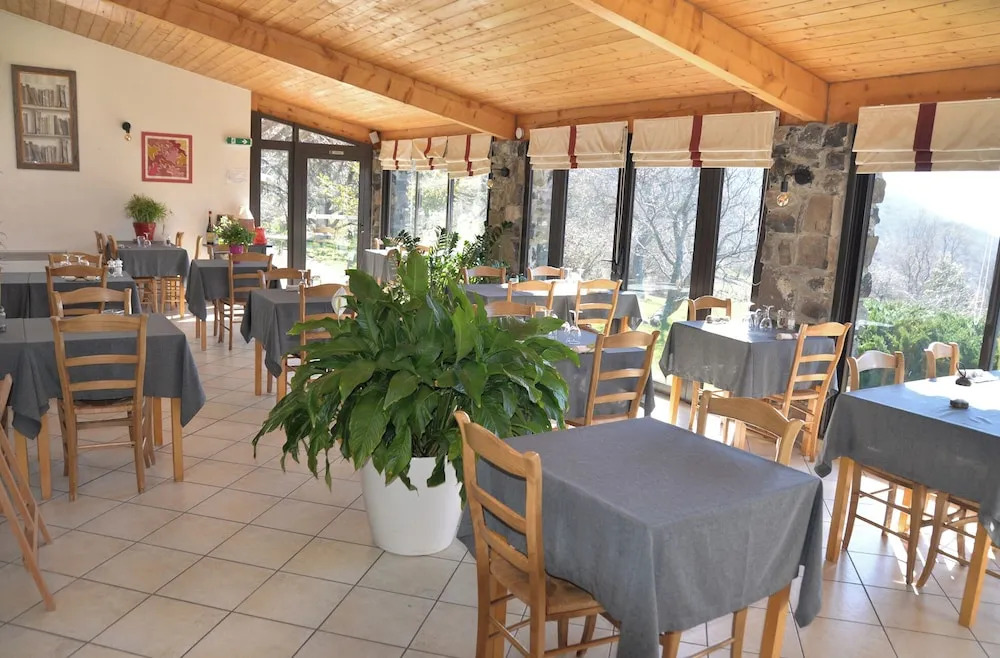 Logis Hôtel-restaurant La Mère Biquette