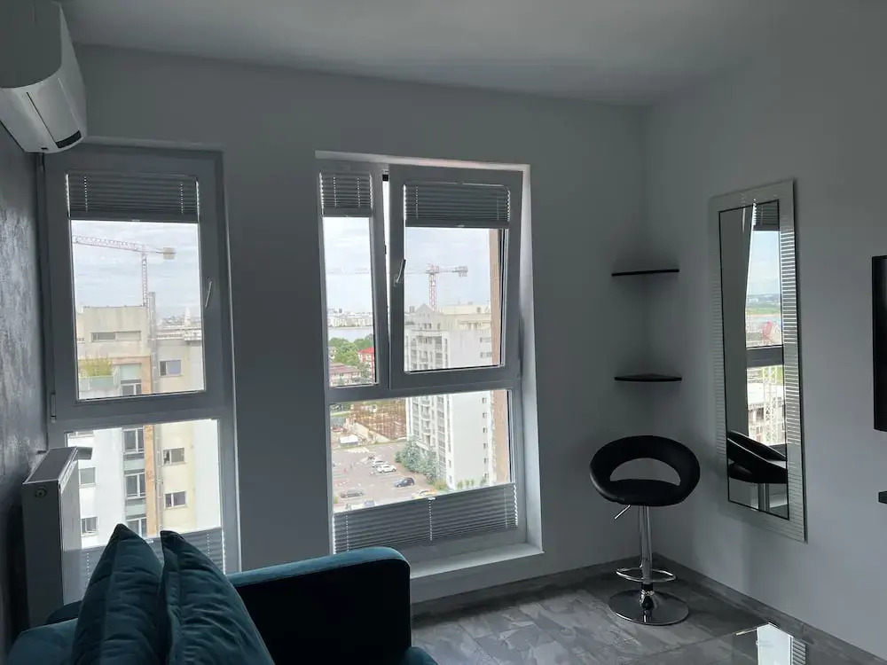 Marvelous 4 Room Penthouse W14-W15