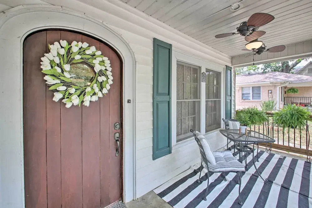 2 Mi to Central Ave: Quaint Hot Springs Home!