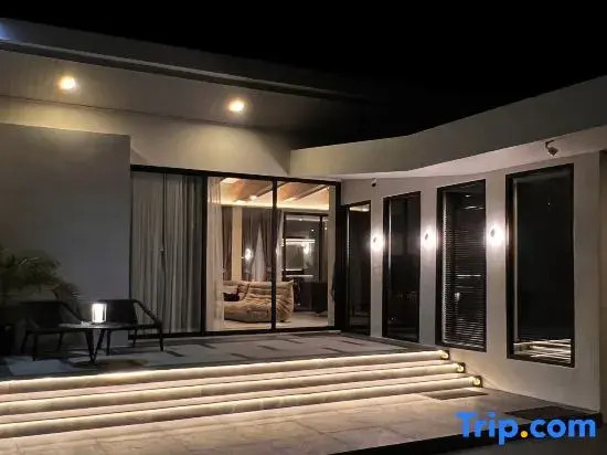 Movenpick pool villa by Angkana Luxury 5 star