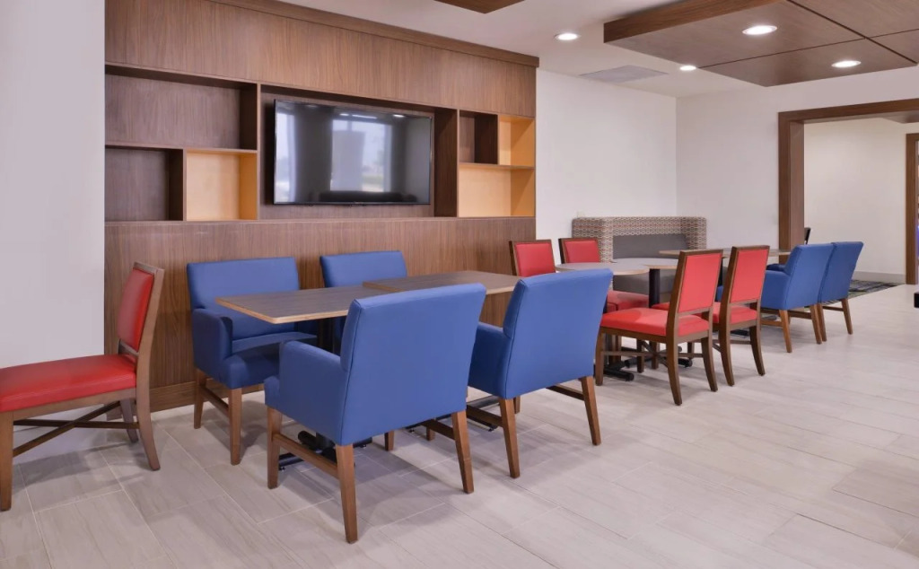 Holiday Inn Express Hotel and Suites Mesquite by IHG