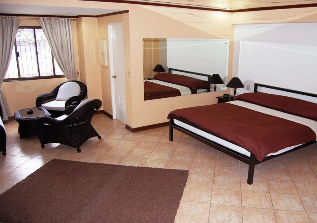 Apartelle Royal