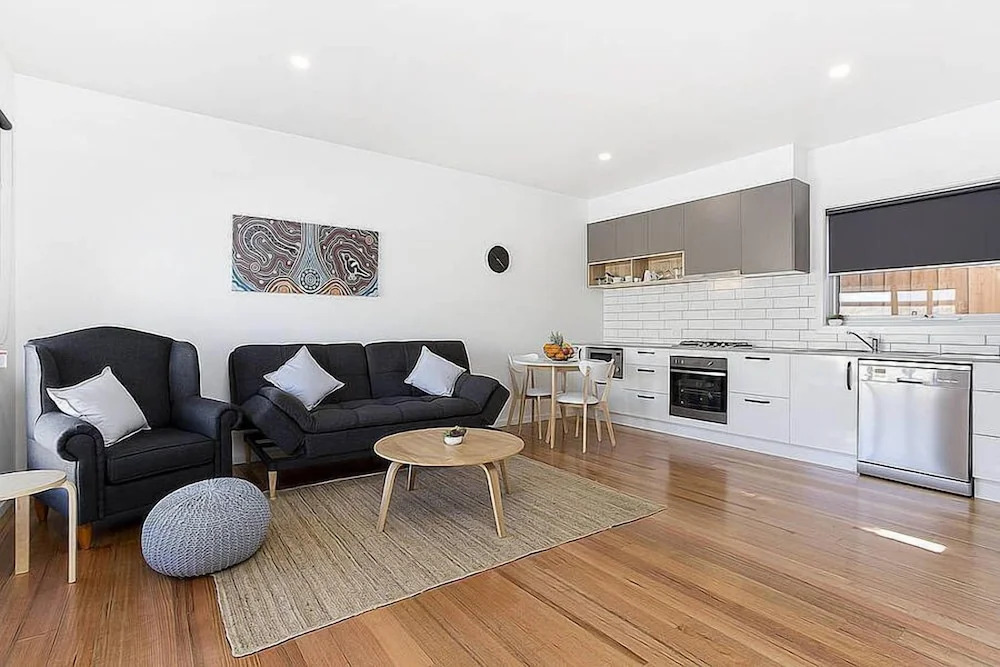 Coastal Vibe Apartments