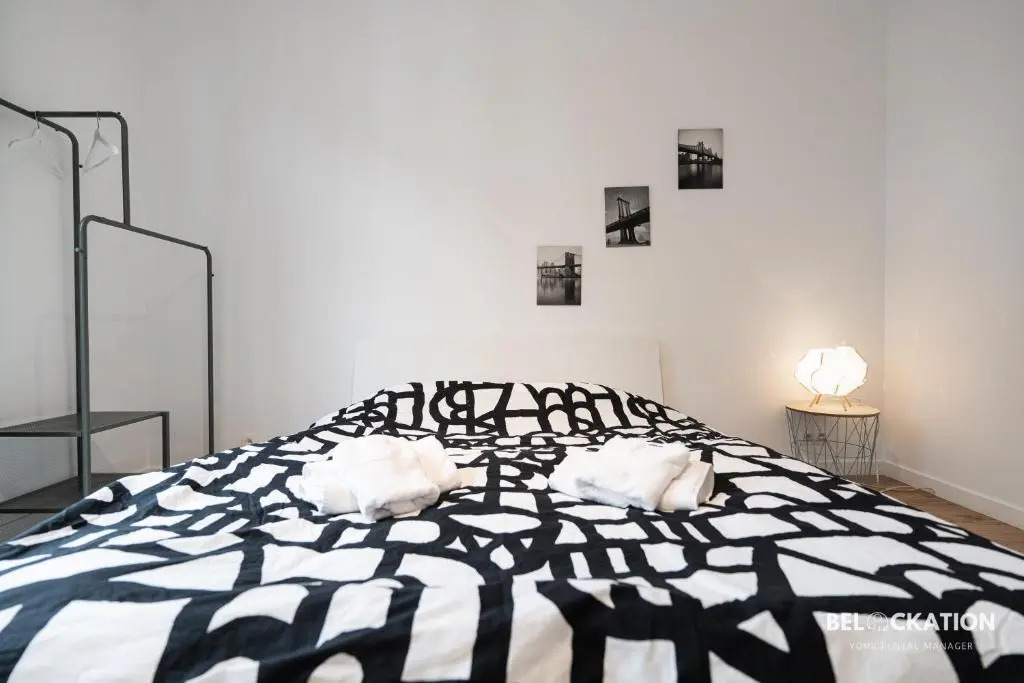 Maison spacieuse de 6 chambres proche gare midi