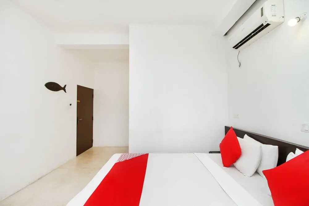 OYO 338 Deep Sea Resort