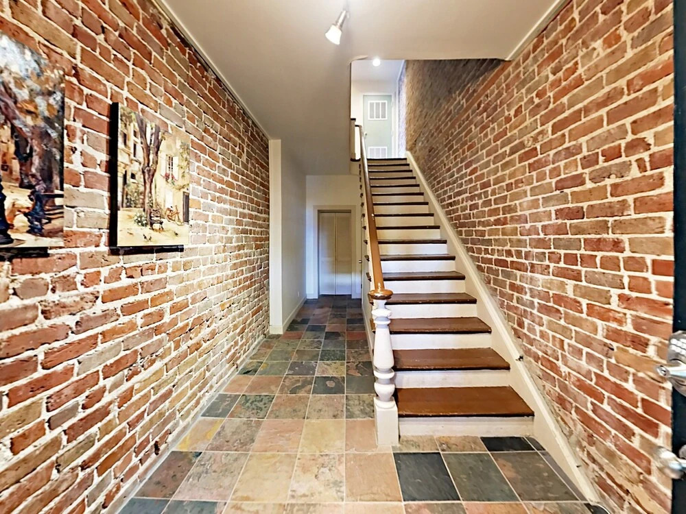 127 E Liberty Townhouse Unit A 1 Bedroom 1.5 Bathroom Townhouse