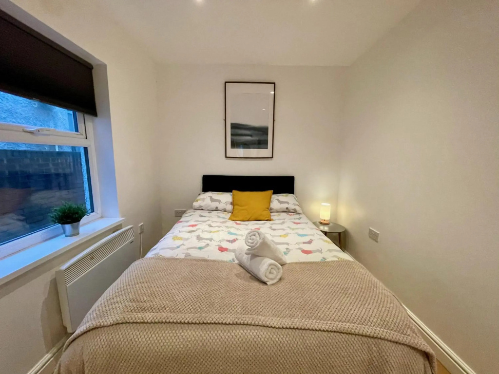 Bute Park Apartment w/ Heating + Private Bathroom