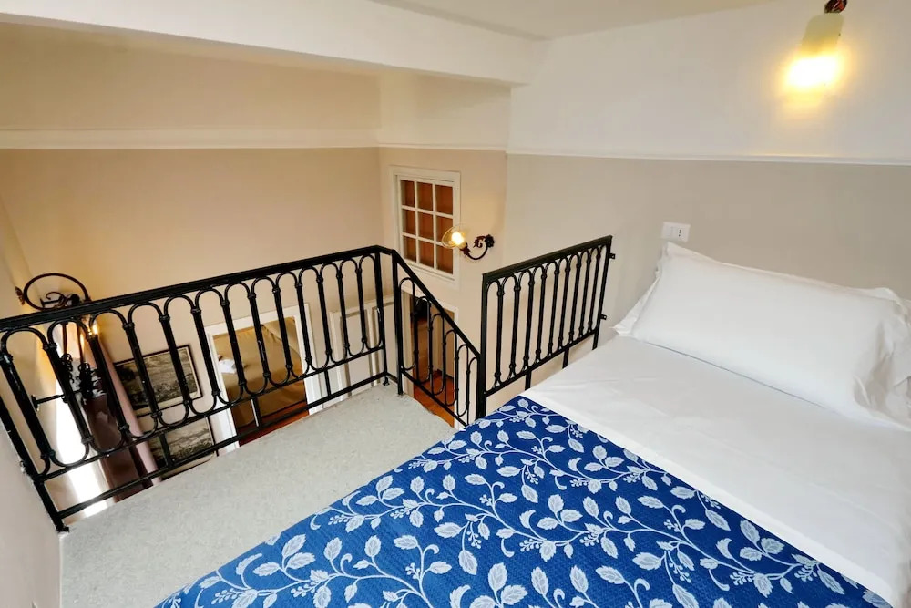 Restart Accommodations Labicana