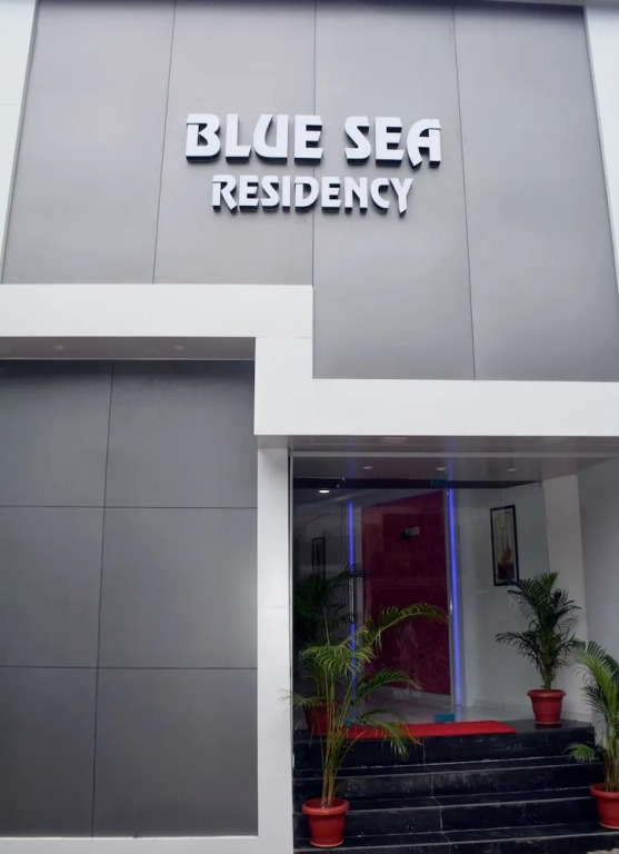 OYO Hotel Blue Sea Near Chhatrapati Shivaji International Airport