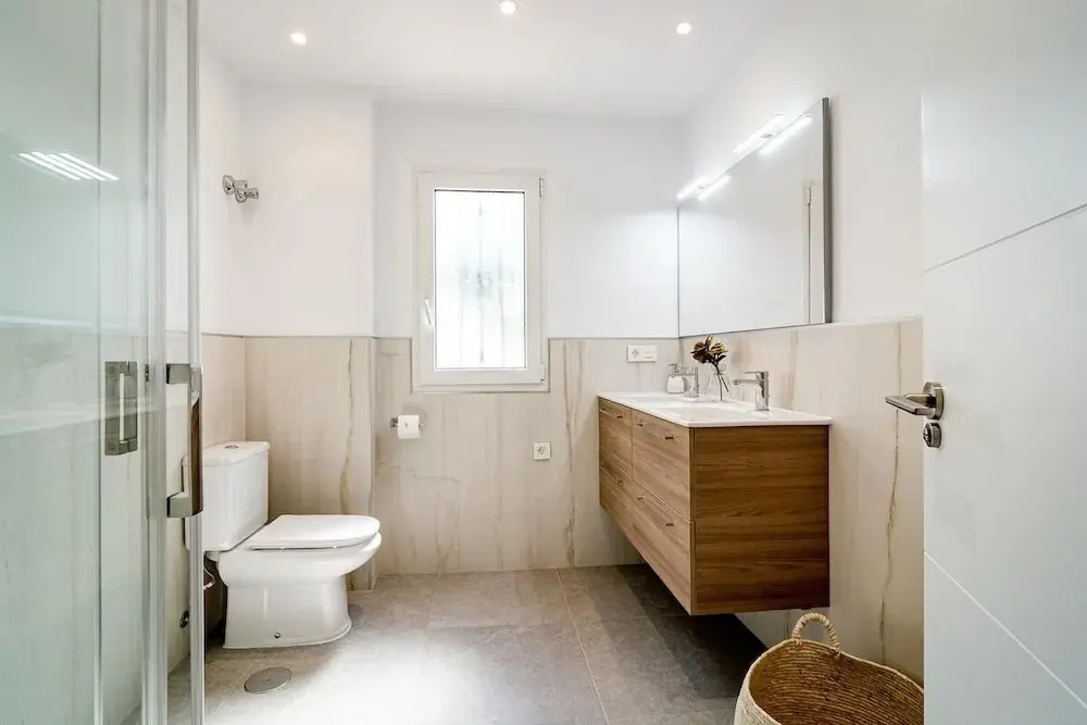 AB3 - Spacious Holiday Home, Puerto Banus
