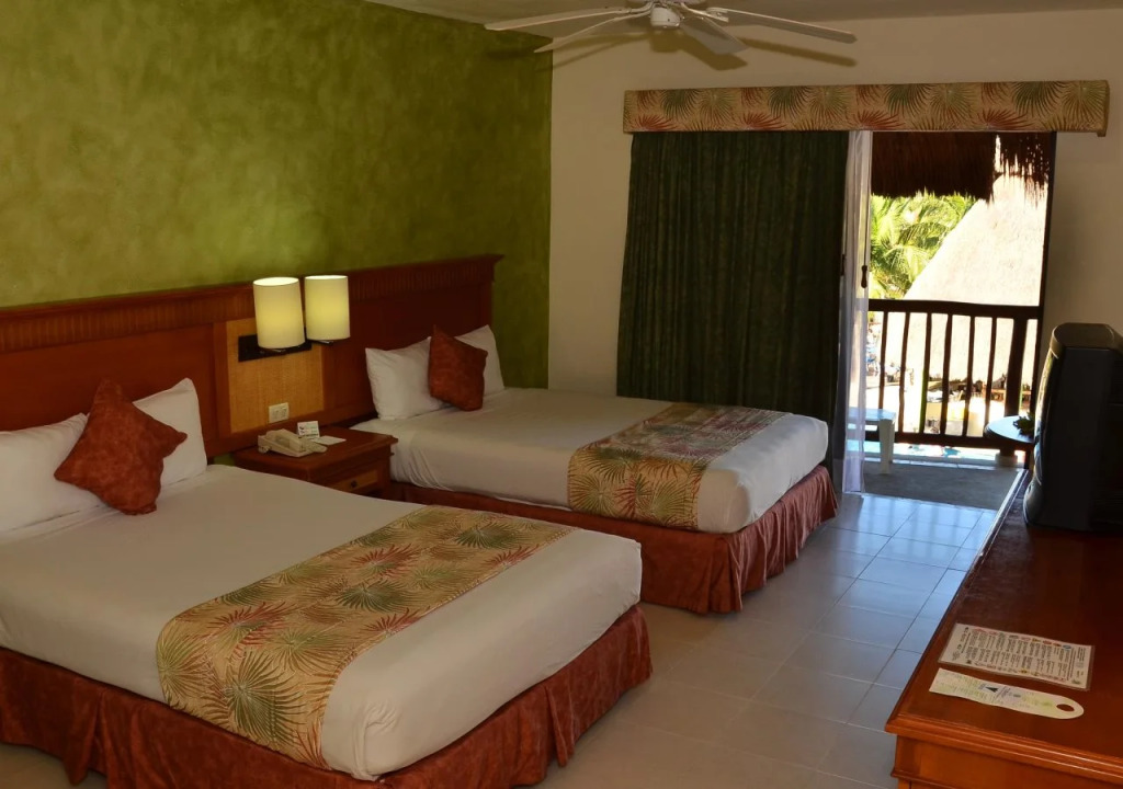 The Reef Coco Beach Resort & Spa- Optional All Inclusive