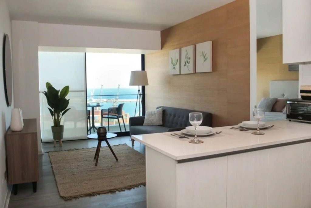 Acogedor y Cómodo depto de 1 Dorm Vista al Mar Servicio HOM