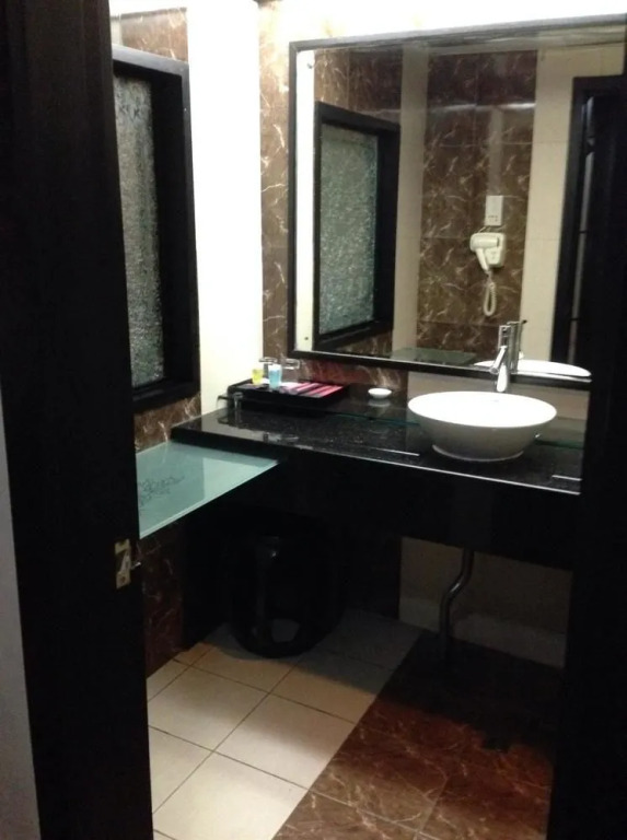 Ningbo Qingcheng Fashion Hotel
