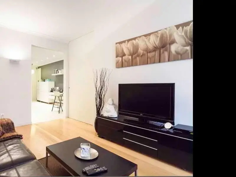 Home Around Gracia Apartments