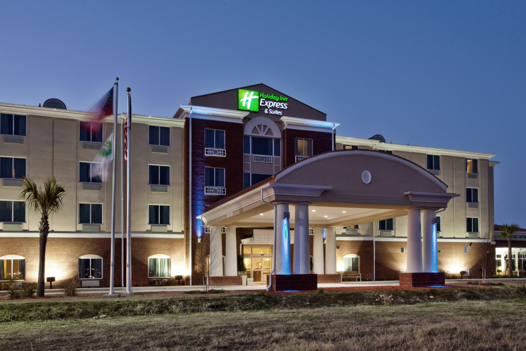 Holiday Inn Express & Suites Moultrie by IHG