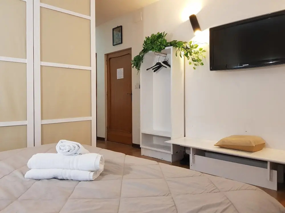 Rooms2Rent