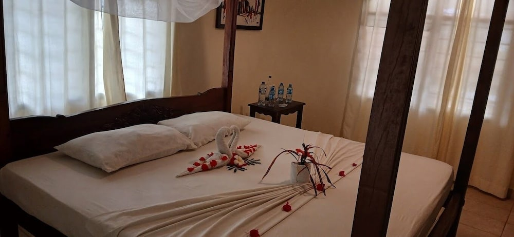 2Livu Villas Watamu