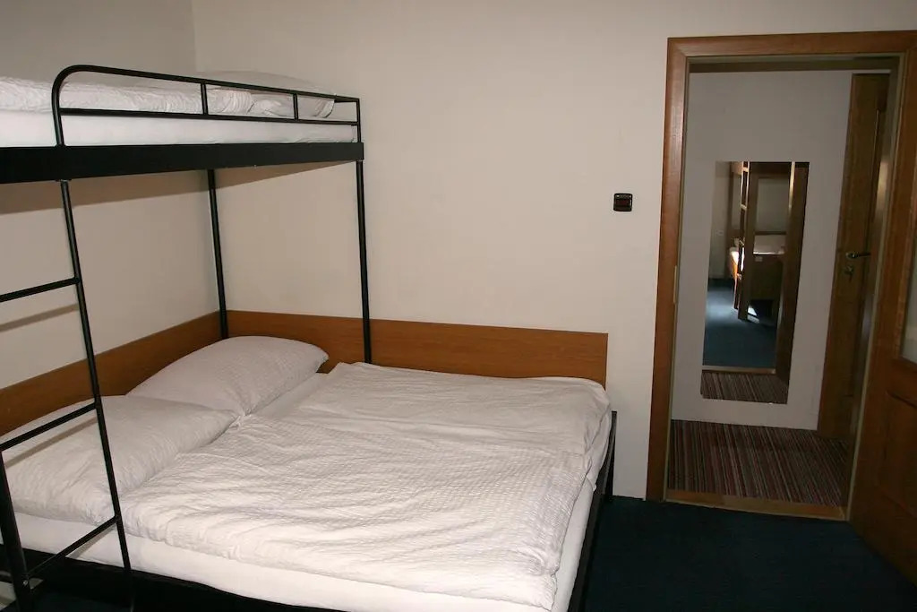 Euro Hostel