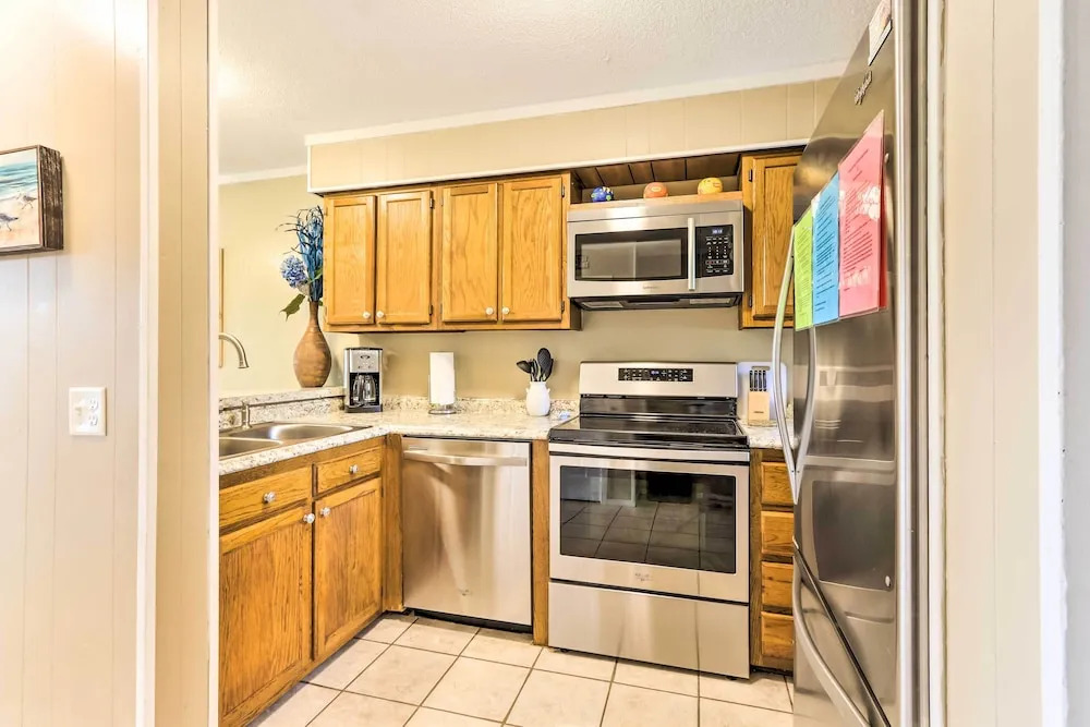 Ocean Views and 3 Pools Hilton Head Resort Condo