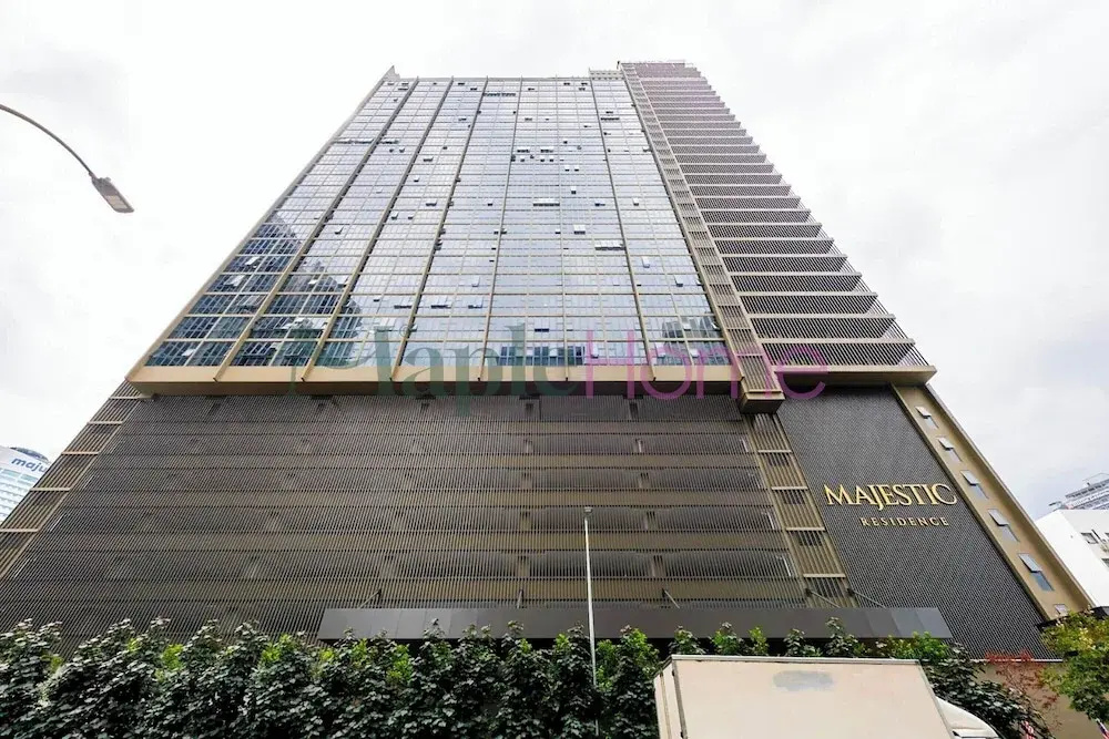 Majestic Residence Klcc by Apple