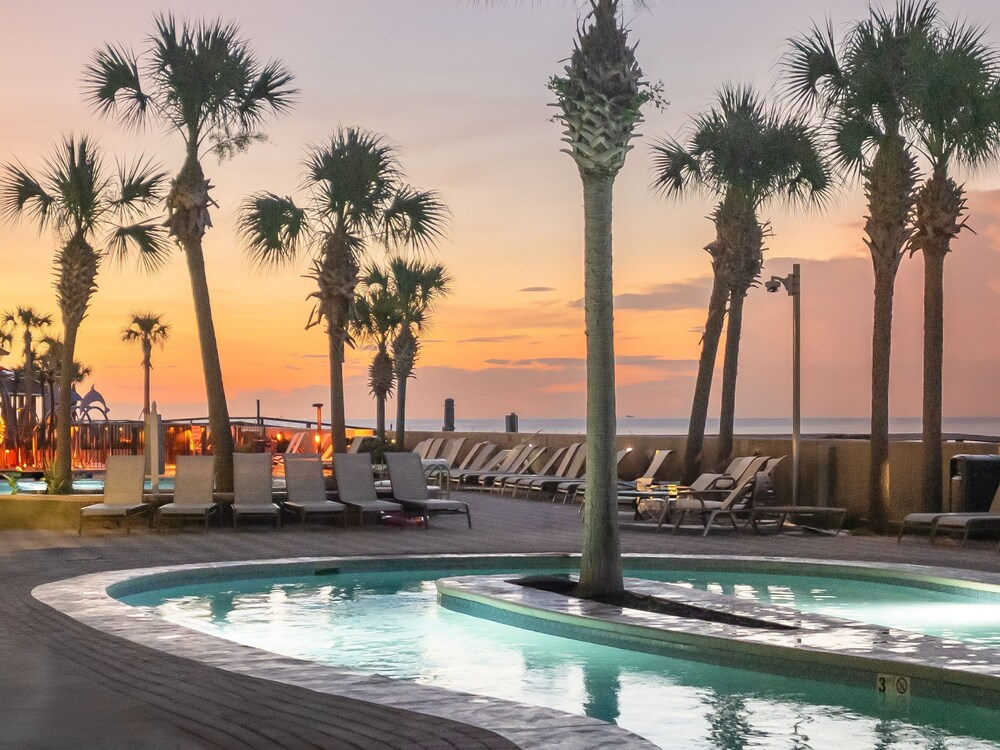 The Oasis at Orange Beach #1707 by Southern Vacation Rentals