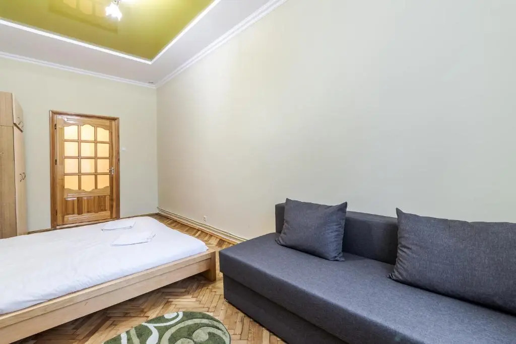 Akademika Hnatyuka Apartment