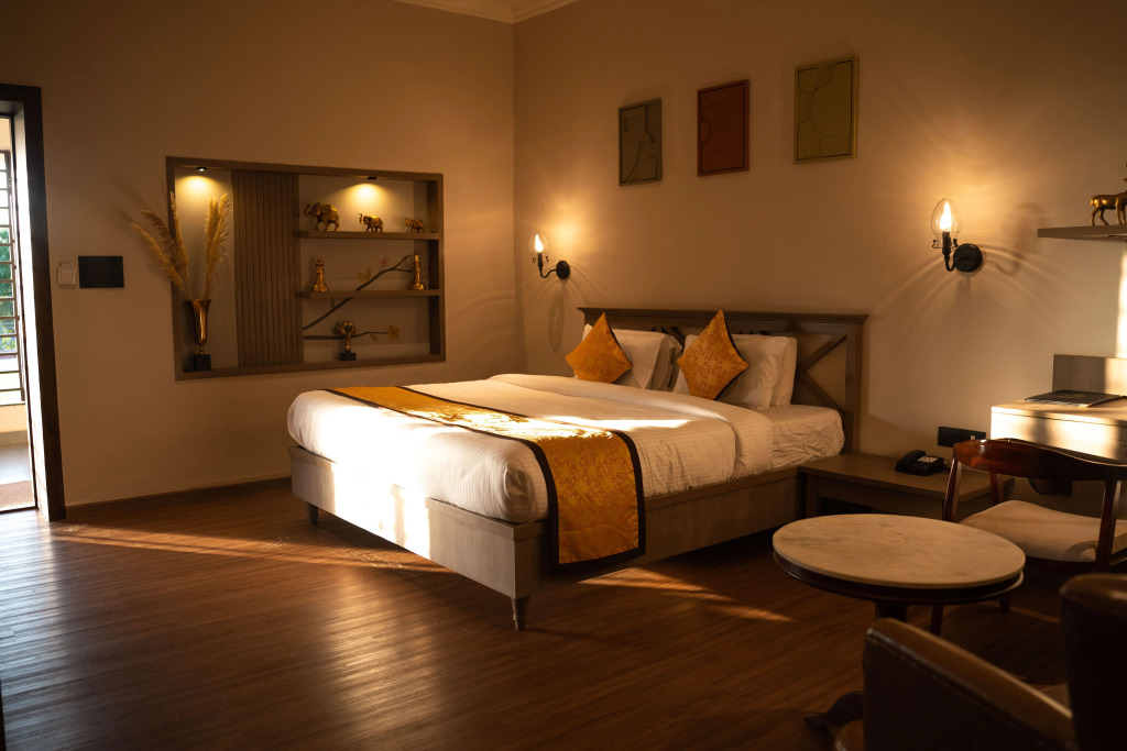 Narwar Lakefront Resort