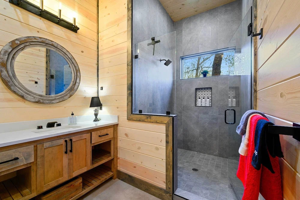 Secluded Creekside Cabin w/ Hot Tub & Fire Pit!