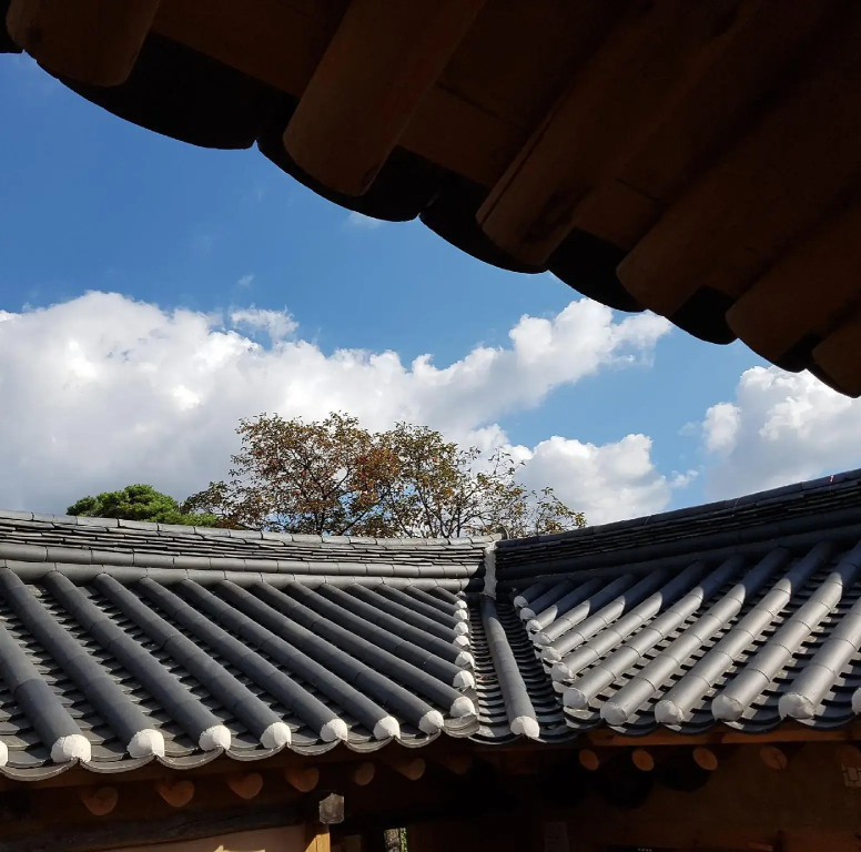Jukheon Traditional House