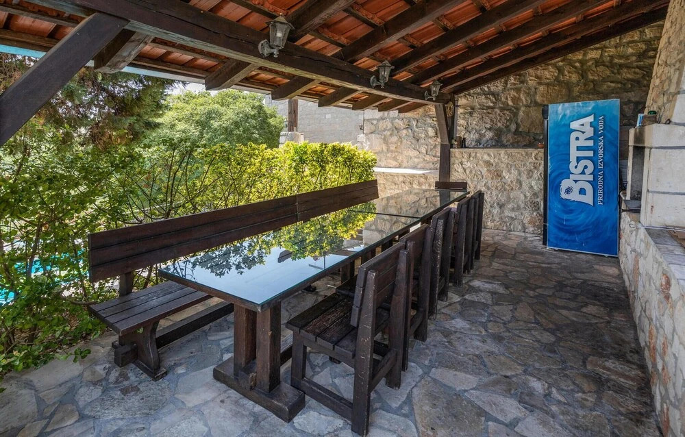Stunning Home in Duboka With 5 Bedrooms, Wifi and Outdoor Swimming Pool