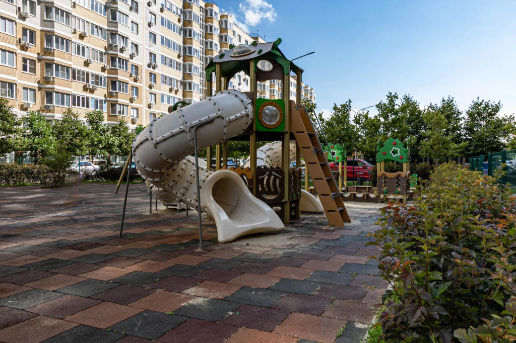 Мини студия на улице Красных Партизан 1/4к16