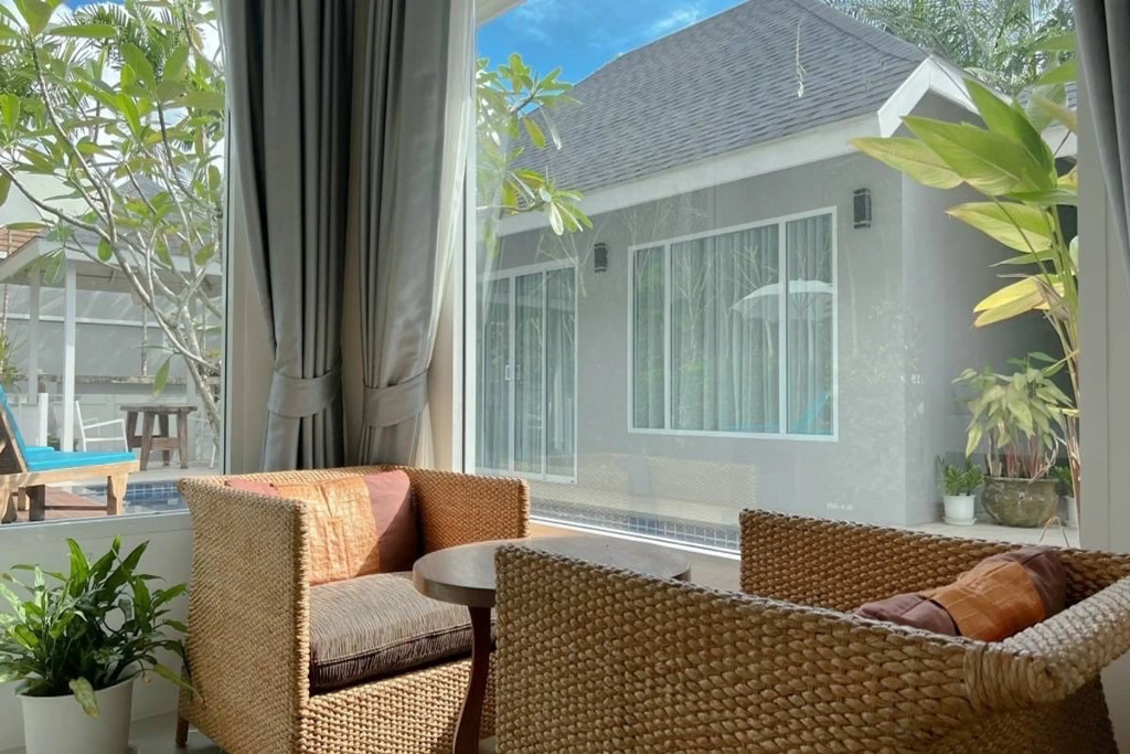 De palm poolvilla