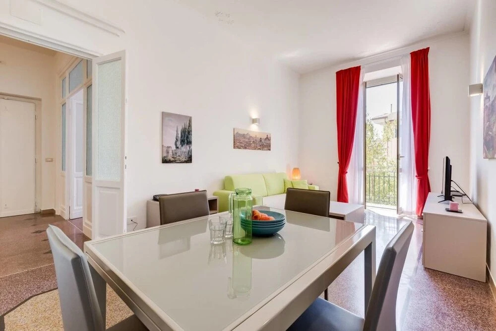 Bright and Modern 2 bed Flat in Prati