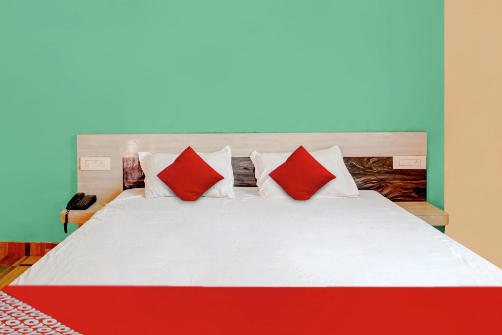 Super OYO 813893 Hotel Siddhi Vinayak