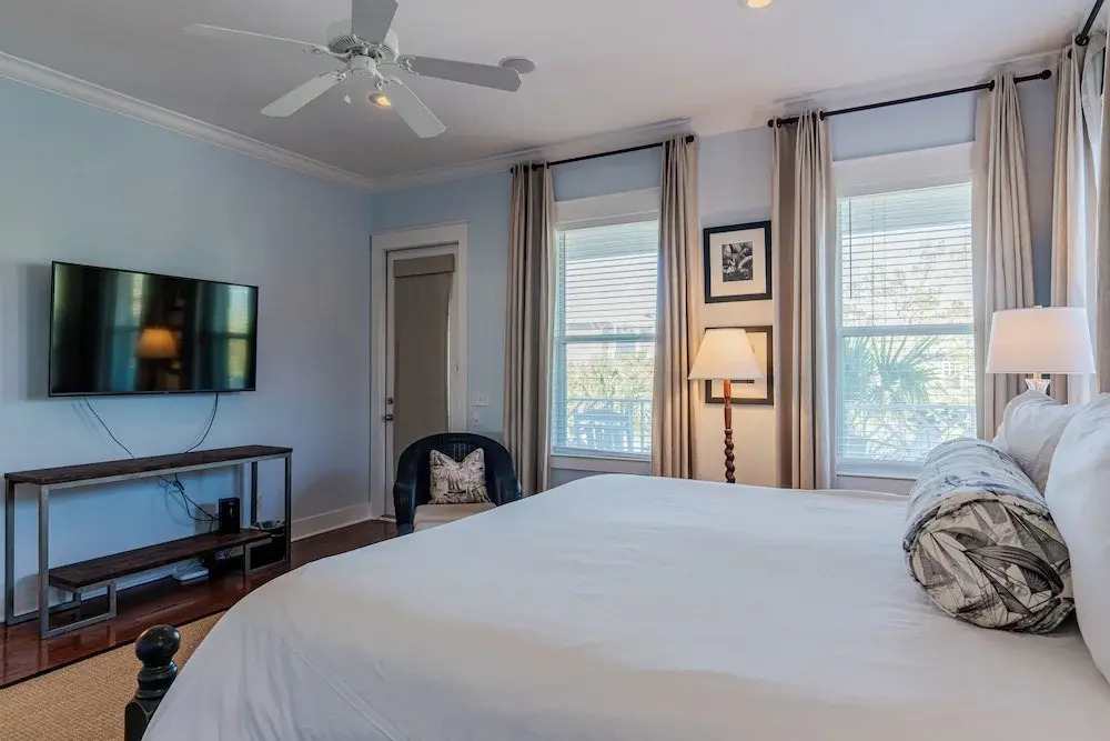 Pet Friendly Seacrest Home for 10 - Resort Pool + Beach Shuttle