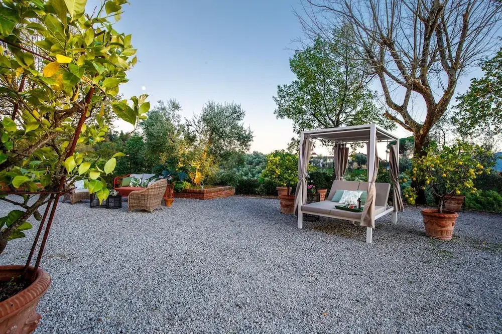 Amore Farmhouse Retreat