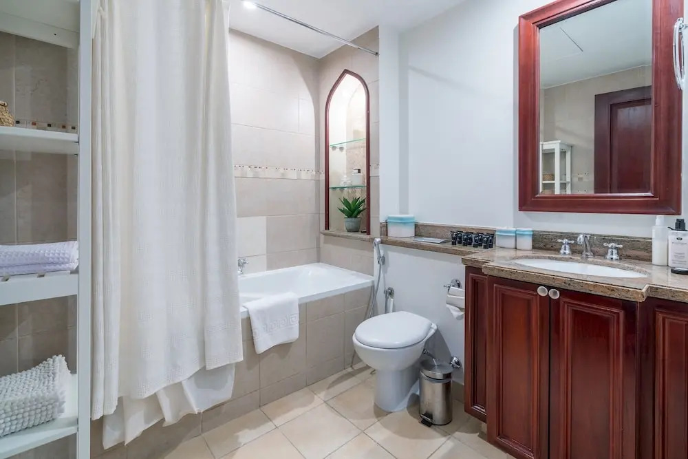 Spacious 2bedroom With Burj View in Downtown Dubai