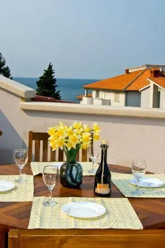 Rooms and Apartments Villa Dama