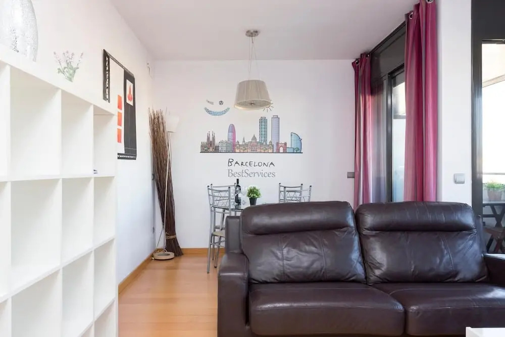 1216 - Forum Gardens Apartment