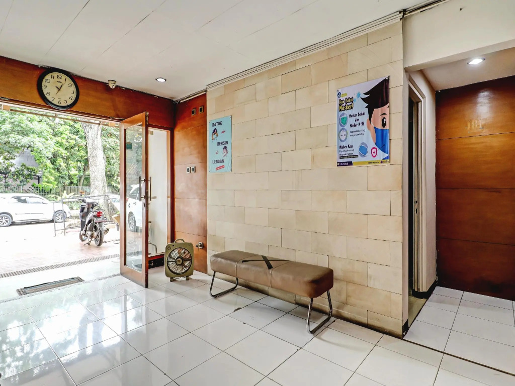 OYO 90278 Hotel Sepuluh Buah Batu Bandung
