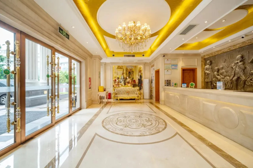 Vienna Hotel Shenzhen Longsheng Subway Station Branch