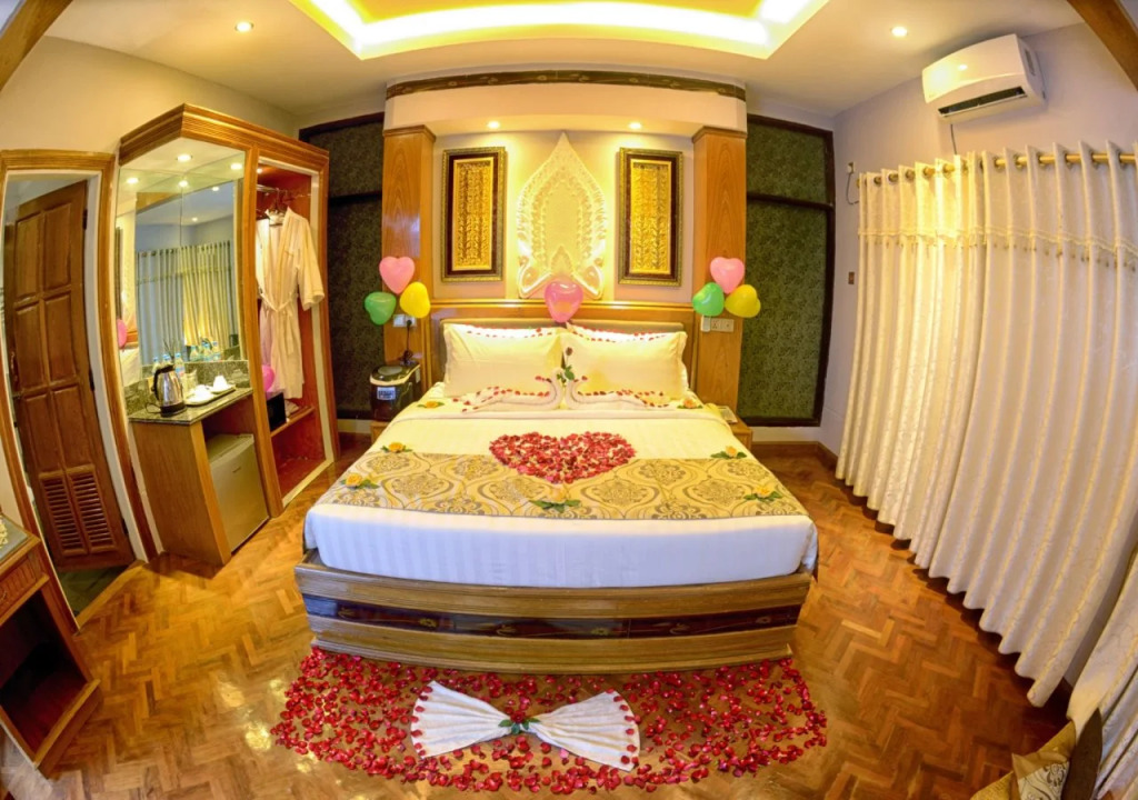 Shwe Taung Tan Hotel Lake View