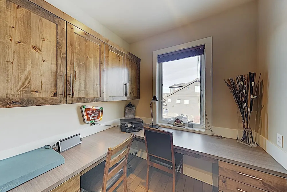 Deschutes Landing At The Old Mill Riverfront 3 Bedroom Condo