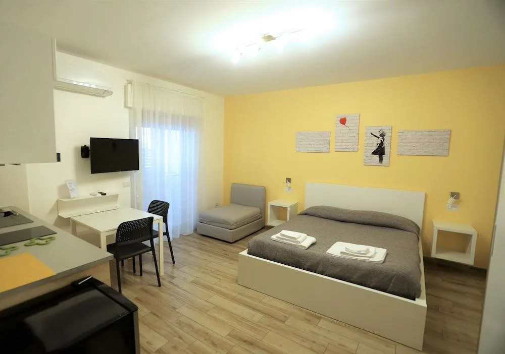 MozÁrt Bed & Breakfast - Affittacamere