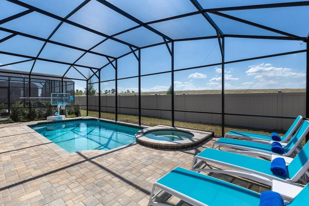 Sr018v: 8 Bed, Pandora, Spongebob, Pool, Shuffle Board
