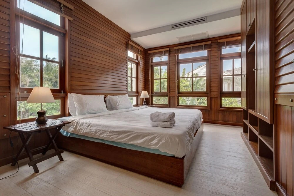 Exclusive Beachfront Villa