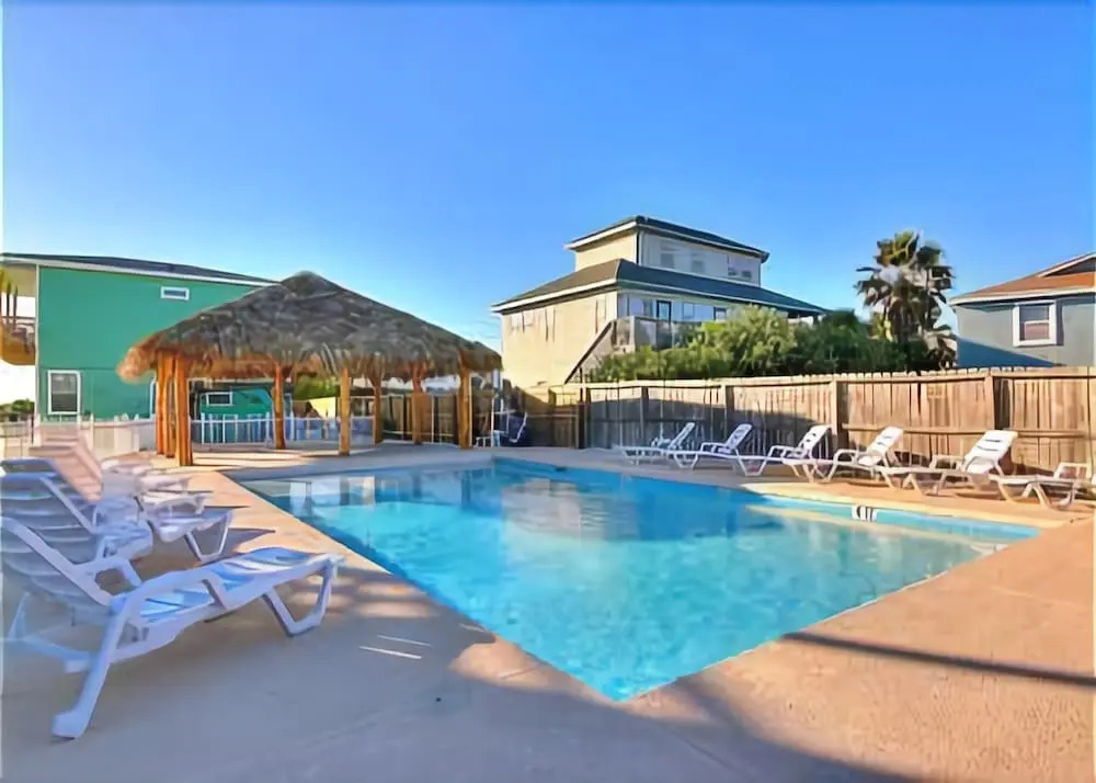 Feelin Tip-Sea 4Br Home